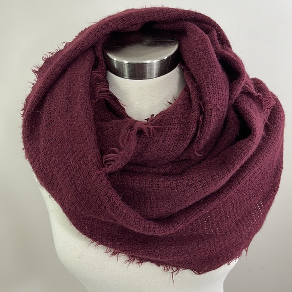 Fringe Edge Wine Color Infinity Scarf - Picture 16 of 16